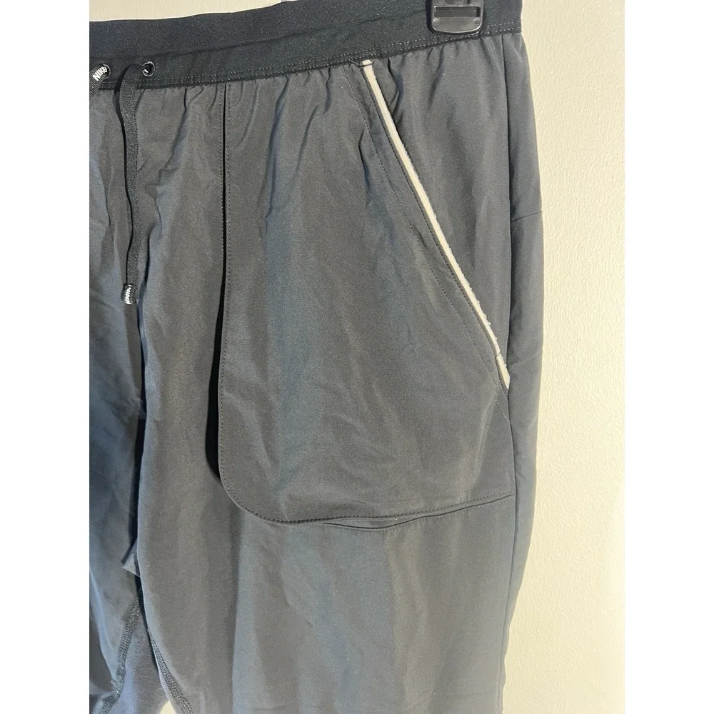 Nike Utility Dri-FIT Running Pants Mens Medium Black AJ7959-010 Flex Zip Pockets